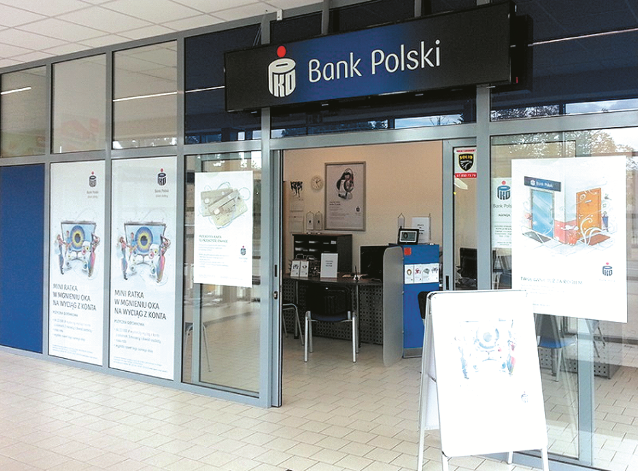 wejście do Banku Polskiego