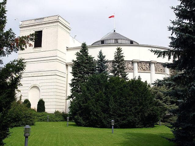 Budynek Sejmu RP z zewnątrz