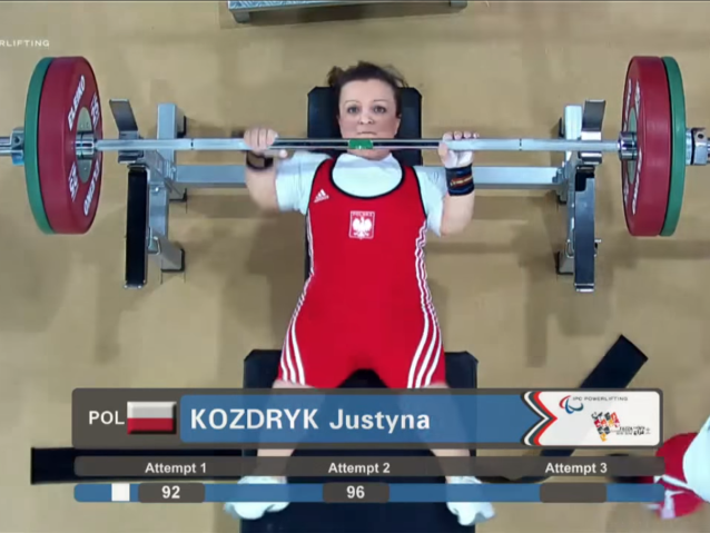Justyna Kozdryk podnosi ciężary