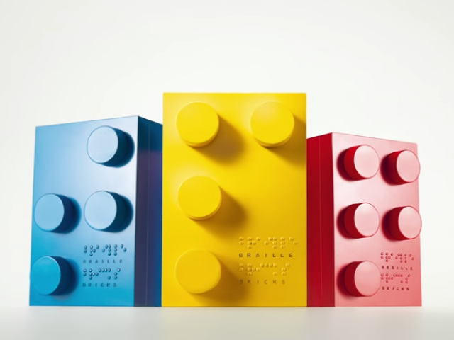 klocki Lego w alfabecie Braille