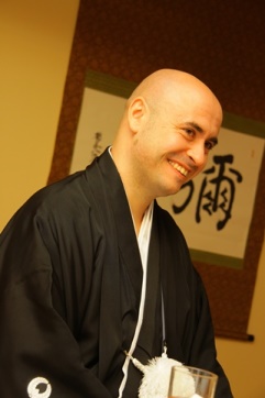 Jakub Karpolu w kimonie