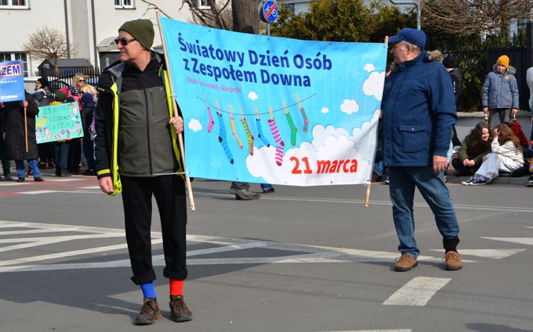 Marsz Kolorowej Skarpetki, transparent